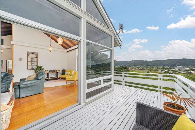 Photo of property in 19a Wairere Road, Belmont, Lower Hutt, 5010