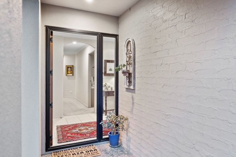 Photo of property in 31 Montego Drive, Papamoa Beach, Papamoa, 3118