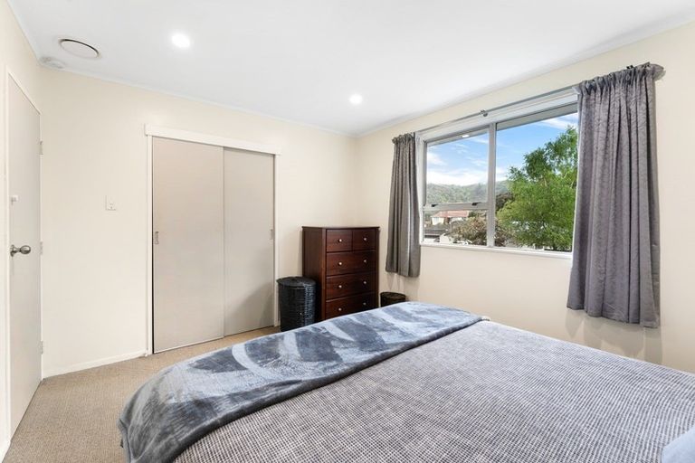 Photo of property in 13 Harold Grove, Stokes Valley, Lower Hutt, 5019