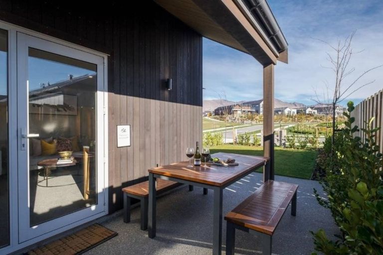 Photo of property in 60 Mount Linton Avenue, Wanaka, 9305