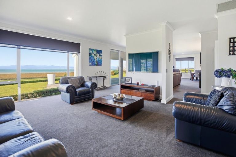 Photo of property in 766a Back Miranda Road, Pukorokoro / Miranda, Thames, 3576