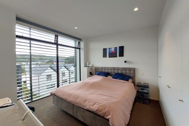 Photo of property in 23 Erica Pabst Way, Island Bay, Wellington, 6023