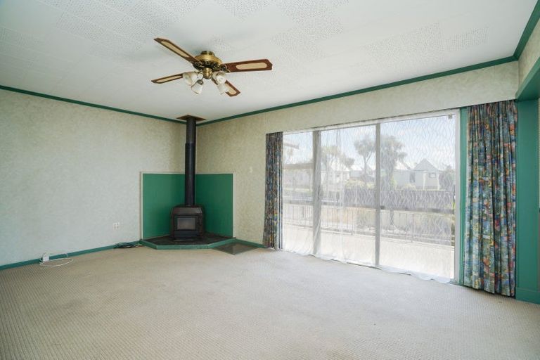 Photo of property in 63 Stirrat Street, Kingswell, Invercargill, 9812