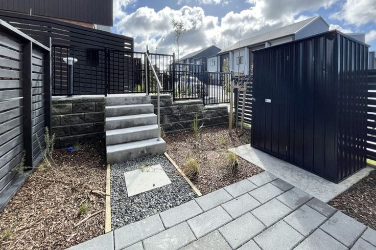 Photo of property in 1/25 Jabuka Street, Glen Eden, Auckland, 0602