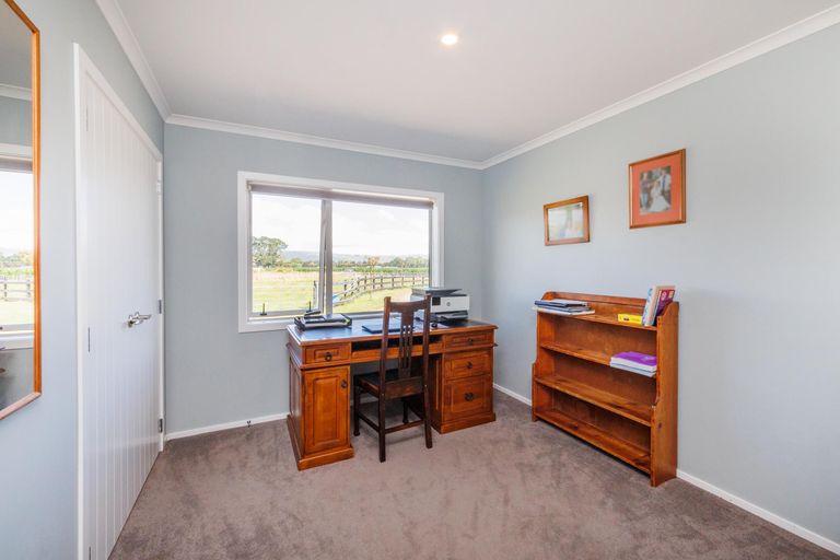 Photo of property in 97 Pohangina Road, Ashhurst, Palmerston North, 4470