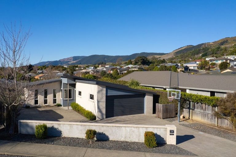 Photo of property in 74 Washbourn Drive, Richmond, 7020