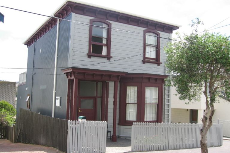 Photo of property in 60 Austin Street, Mount Victoria, Wellington, 6011