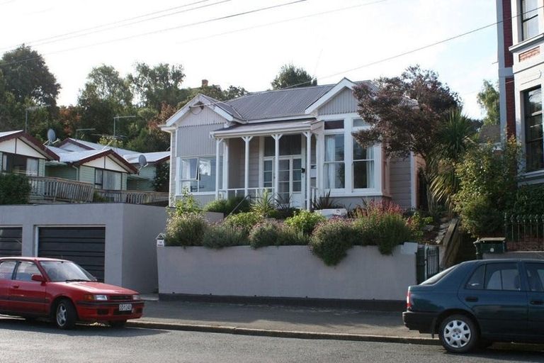 Photo of property in 58 Manor Place, Dunedin Central, Dunedin, 9016
