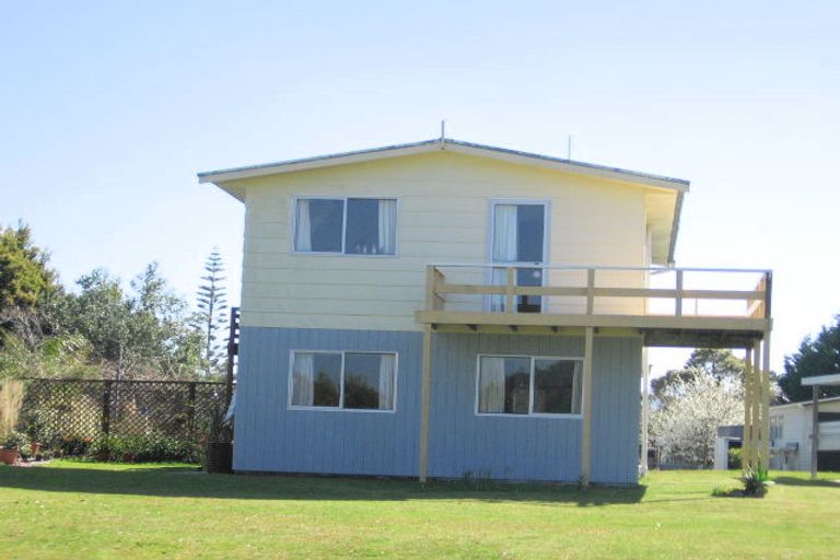 Photo of property in 56 Oyster Drive, Cooks Beach, Whitianga, 3591