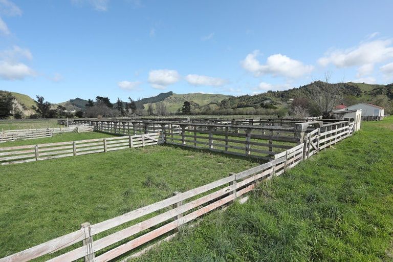 Photo of property in 22 Raumaewa Road, Mangaweka, 4797