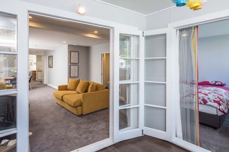 Photo of property in Lexington Apartments, 33l Hania Street, Mount Victoria, Wellington, 6011