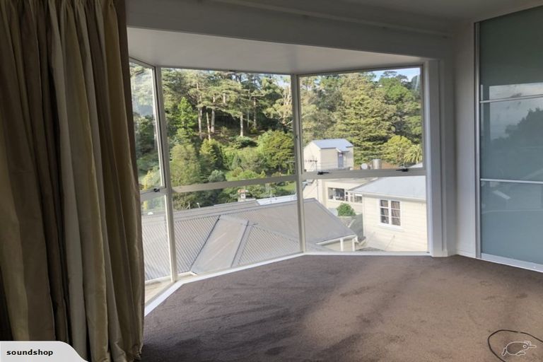Photo of property in 14c Glenmore Street, Thorndon, Wellington, 6011