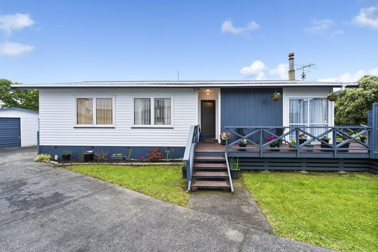 Photo of property in 4 Glen Norman Avenue, Henderson, Auckland, 0610
