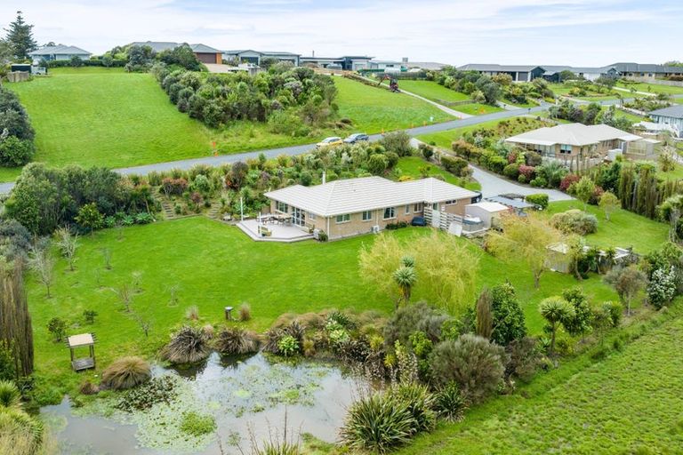 Photo of property in 22 Seascape Crescent, Waipu, 0582
