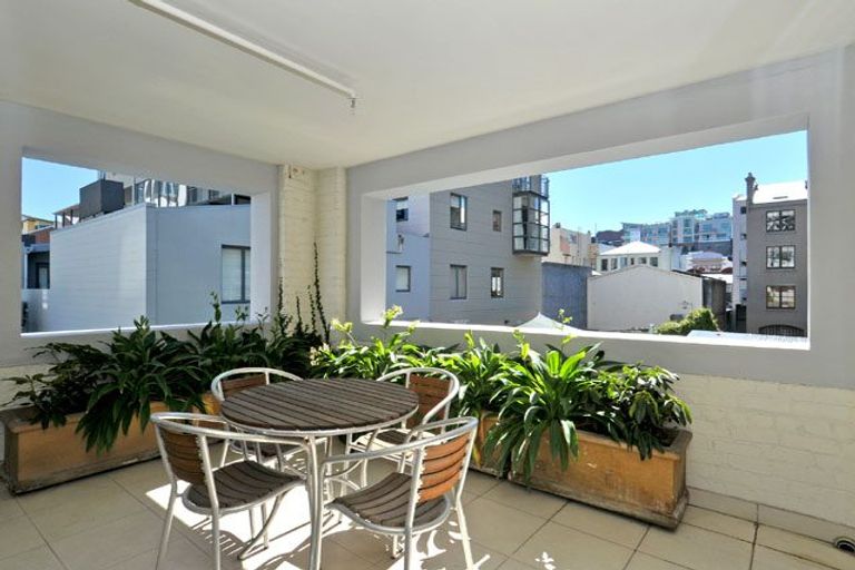 Photo of property in 11/20 Egmont Street, Te Aro, Wellington, 6011