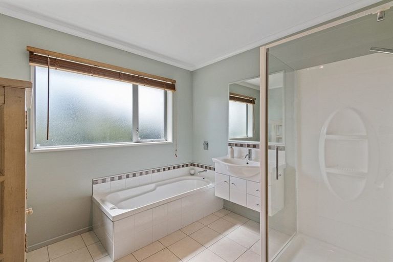 Photo of property in 40 Country Palms Drive, Halswell, Christchurch, 8025