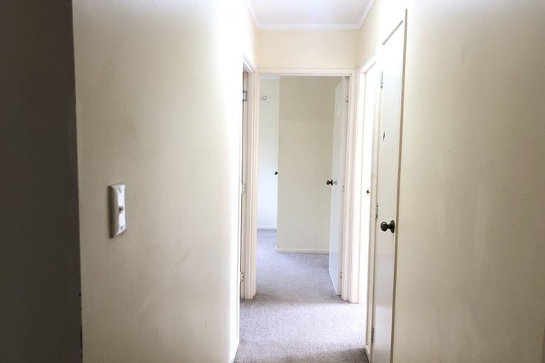 Photo of property in 1/89 Woodglen Road, Glen Eden, Auckland, 0602