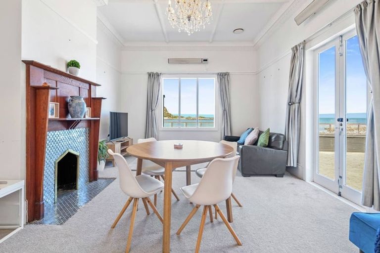 Photo of property in 72 Owhiro Bay Parade, Owhiro Bay, Wellington, 6023