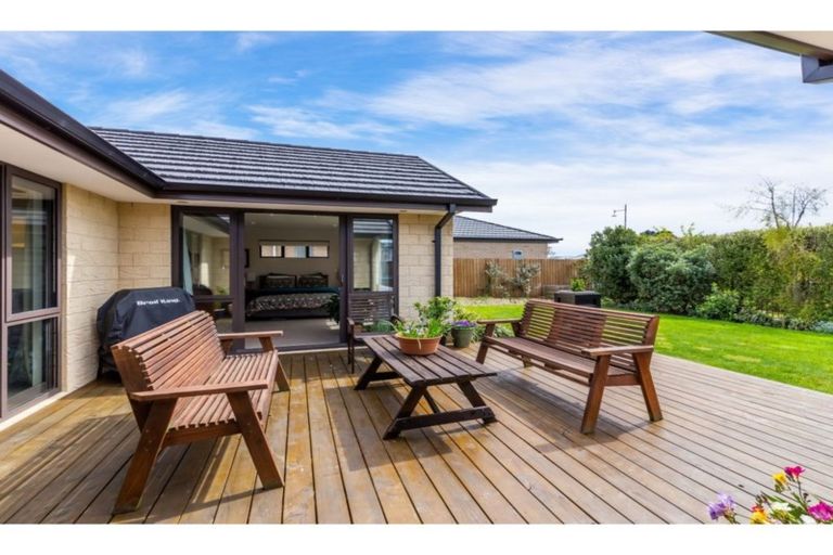 Photo of property in 3 Euphrasie Drive, Aidanfield, Christchurch, 8025