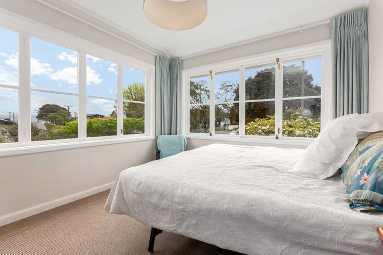Photo of property in 9 Karamu Street, Eastbourne, Lower Hutt, 5013