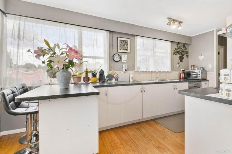 Photo of property in 26 Resolute Way, Papakura, 2110