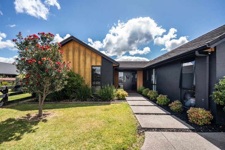 Photo of property in 26 Alan Livingston Drive, Cambridge, 3434