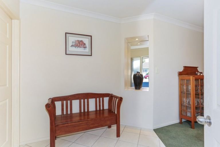 Photo of property in 42a Kitchener Road, Waiuku, 2123