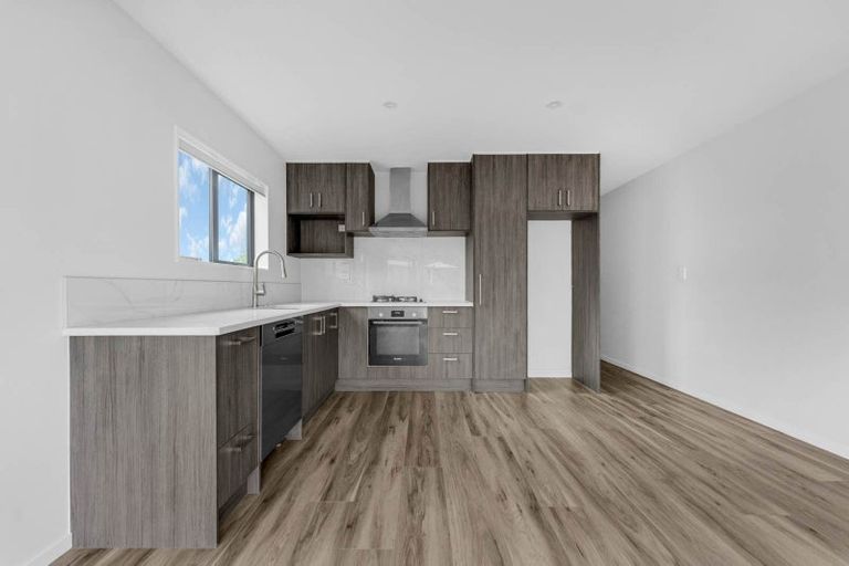 Photo of property in 99a Mahia Road, Wattle Downs, Auckland, 2103