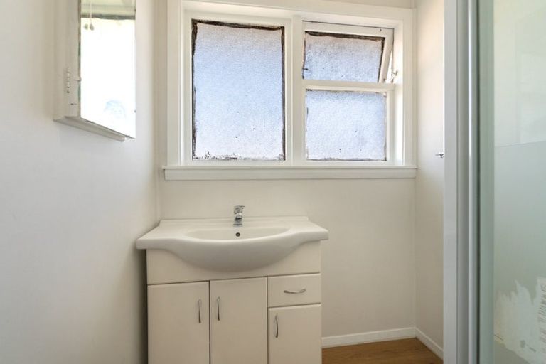 Photo of property in 6 Portchester Street, Aranui, Christchurch, 8061