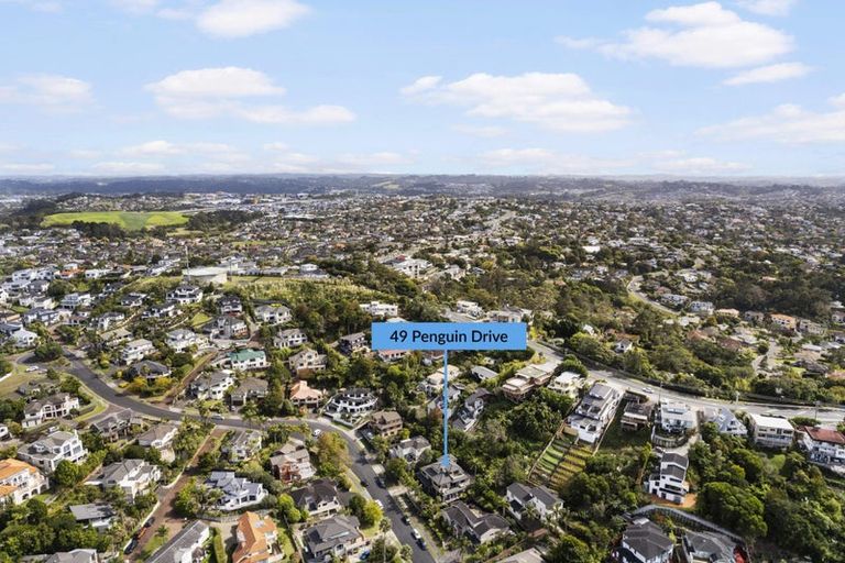 Photo of property in 49 Penguin Drive, Murrays Bay, Auckland, 0630