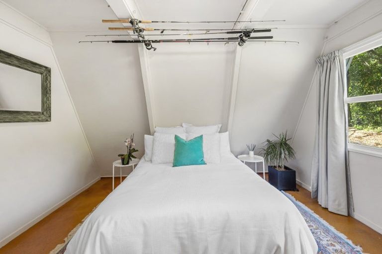 Photo of property in 7 Pearce Place, Kinloch, Taupo, 3377