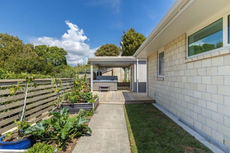 Photo of property in 206b Heta Road, Merrilands, New Plymouth, 4312