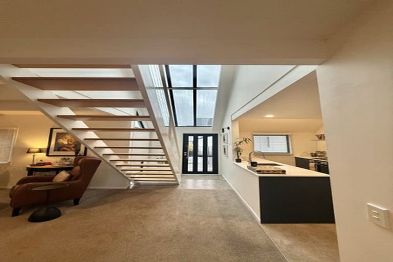 Photo of property in 5/140 Office Road, Merivale, Christchurch, 8014