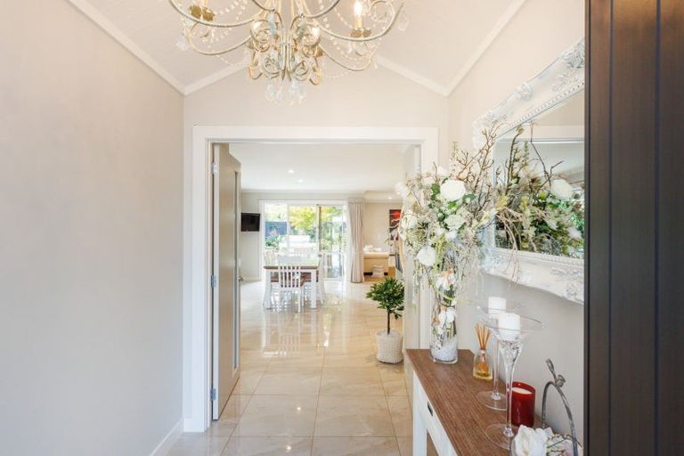 Photo of property in 9 Riverstone Grove, Hokowhitu, Palmerston North, 4410