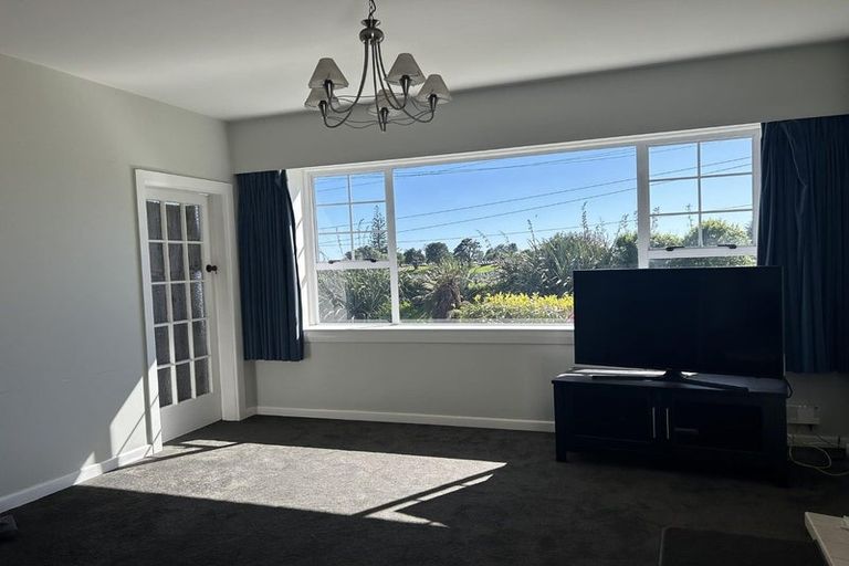 Photo of property in 3 Miro Street, Karoro, Greymouth, 7805