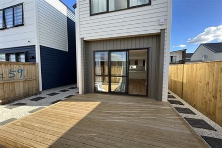 Photo of property in 13 Kaha Road, Takanini, 2110