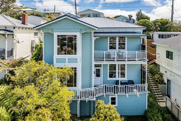 Photo of property in 9 Karepa Street, Brooklyn, Wellington, 6021