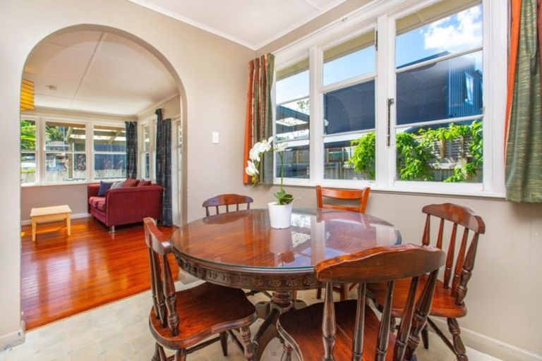 Photo of property in 52b Lorenzen Bay Road, Raglan, 3225