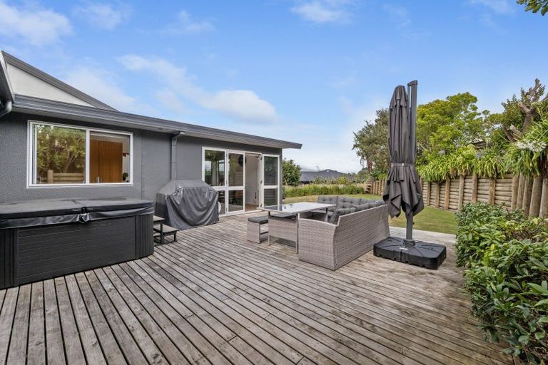 Photo of property in 12a Sycamore Grove, Lower Vogeltown, New Plymouth, 4310