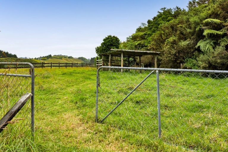 Photo of property in 101 Ridgewood Drive, Ridgewood, New Plymouth, 4371