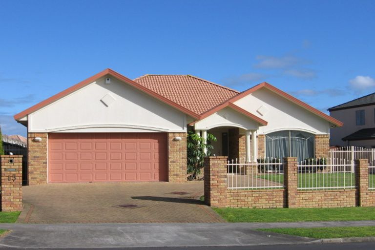 Photo of property in 15 Westerham Drive, Dannemora, Auckland, 2016