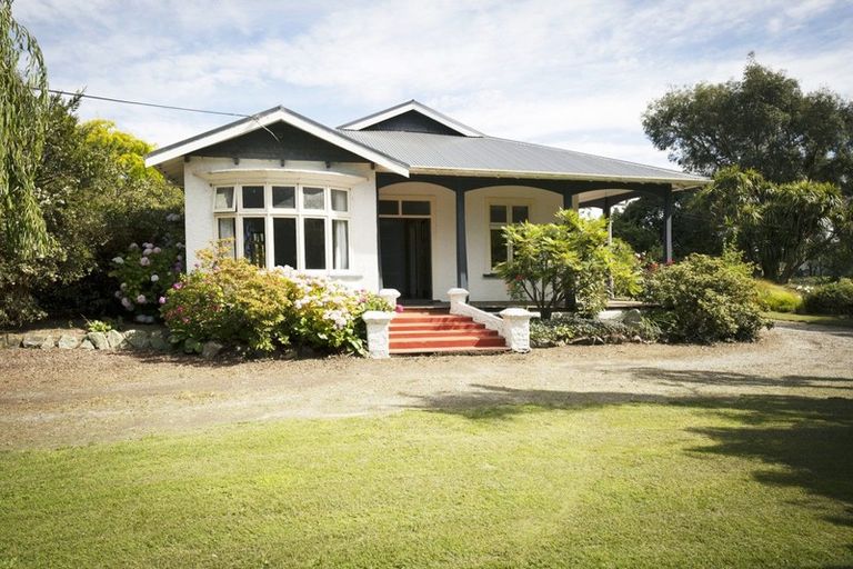 Photo of property in 429 Timaru Road, Waimate, 7978