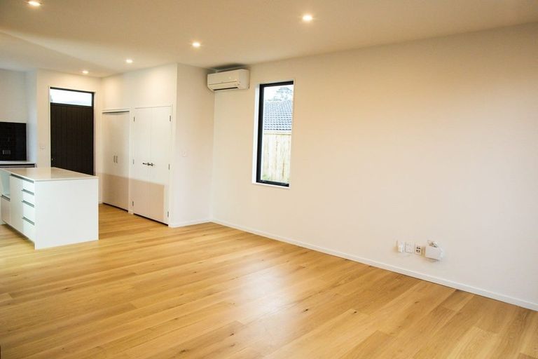 Photo of property in 10 Cook Street, Karori, Wellington, 6012