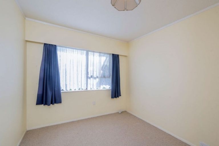 Photo of property in 5 Old Coach Road South, Otaki Beach, Otaki, 5512