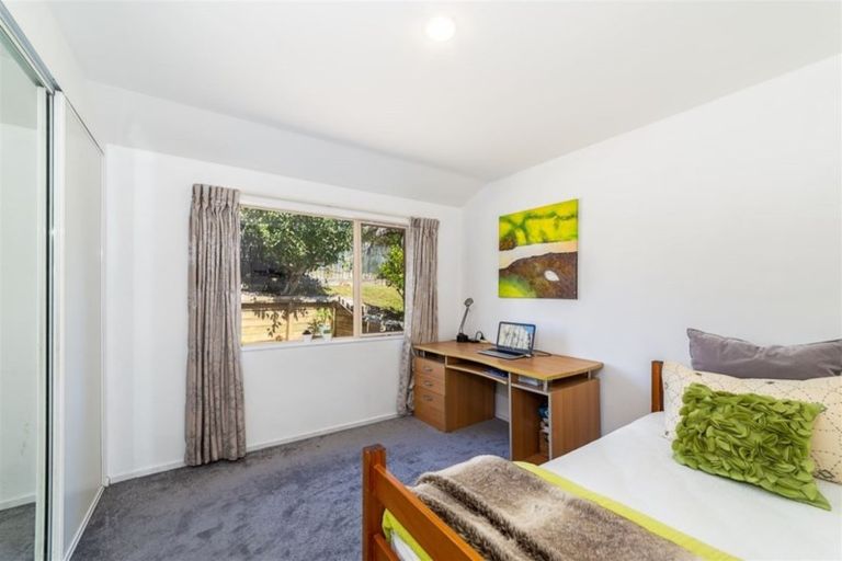 Photo of property in 143 Sturges Road, Henderson, Auckland, 0612