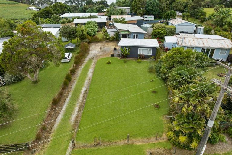 Photo of property in 43 James Mcleod Road, Shelly Beach, Helensville, 0874
