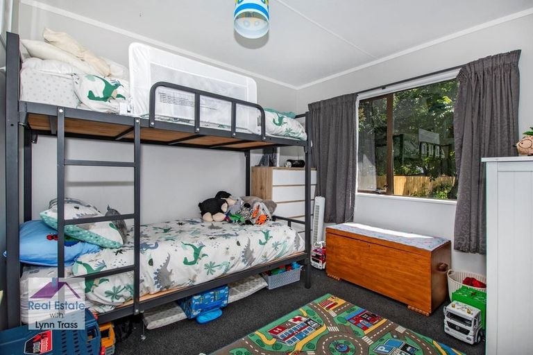 Photo of property in 11 Clark Street, Hikurangi, 0114