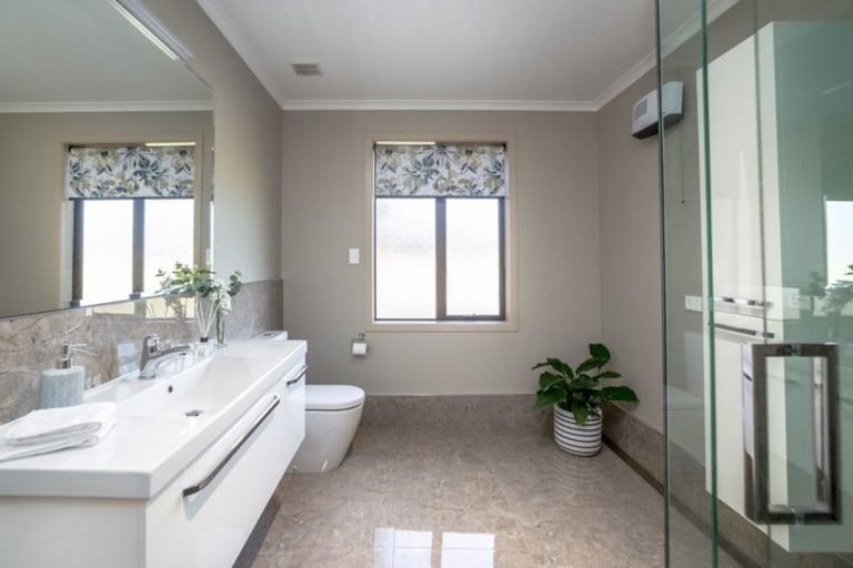 Photo of property in 1 Mcdonald Way, Lansdowne, Masterton, 5810