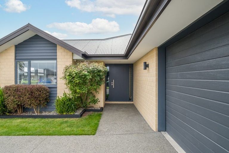 Photo of property in 23 Wakeman Way, Kaiapoi, 7630