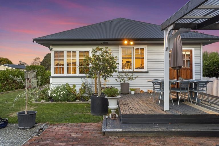 Photo of property in 32 Rochester Street, Linwood, Christchurch, 8062